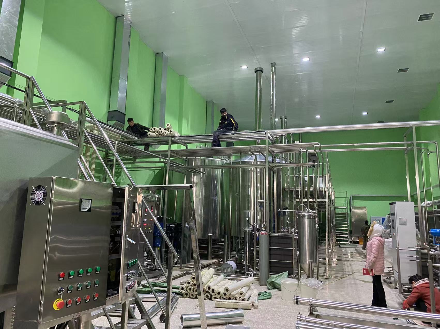 鹤岗精酿啤酒设备厂—精酿啤酒设备制造：传承工艺与创新科技的交融